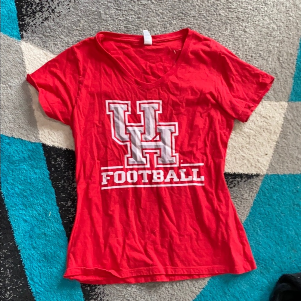 UH football vneck